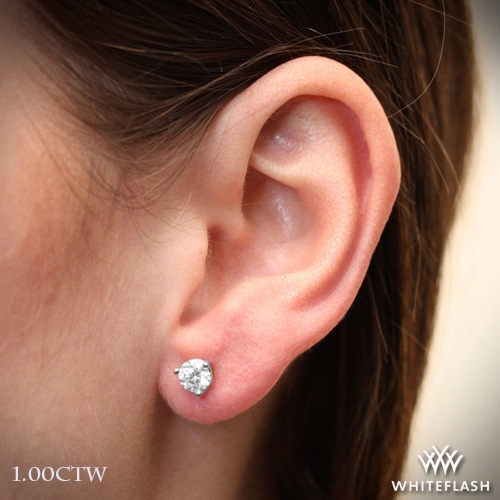 3 store prong earrings